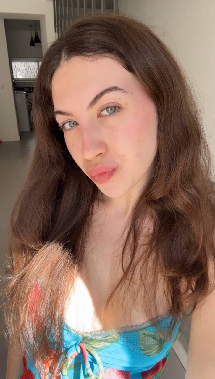 Nude girl Amber in Bacolod