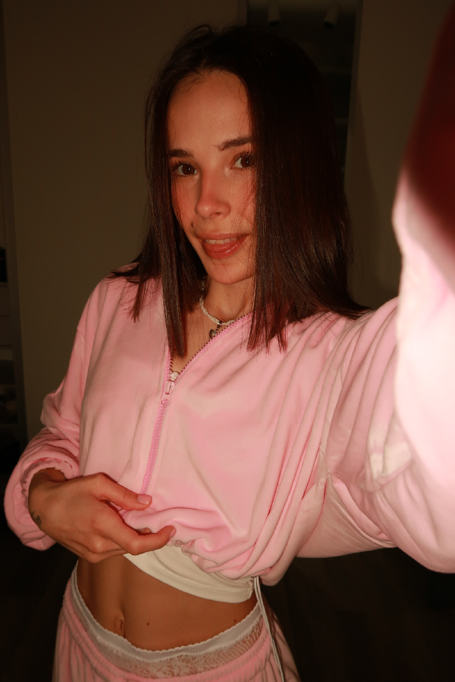 Tina brings the glow — live moments in Bacolod